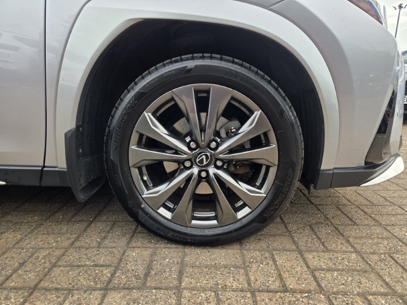 2023 (23) LEXUS UX 250h 2.0 F-Sport 5dr CVT [Nav] 5639996