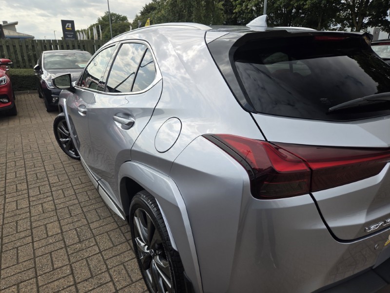 2023 (23) LEXUS UX 250h 2.0 F-Sport 5dr CVT [Nav] 5640004