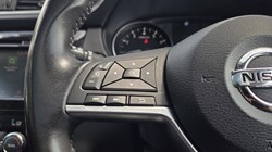 2020 (69) NISSAN QASHQAI 1.3 DiG-T N-Connecta 5dr 5640471