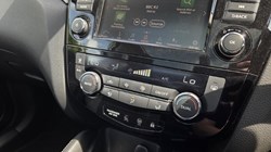 2020 (69) NISSAN QASHQAI 1.3 DiG-T N-Connecta 5dr 5640475