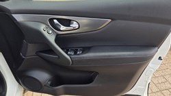 2020 (69) NISSAN QASHQAI 1.3 DiG-T N-Connecta 5dr 5640469