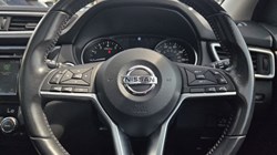 2020 (69) NISSAN QASHQAI 1.3 DiG-T N-Connecta 5dr 5640473