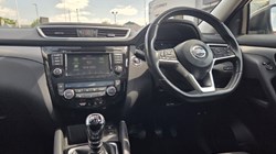 2020 (69) NISSAN QASHQAI 1.3 DiG-T N-Connecta 5dr 5640462