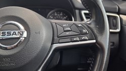 2020 (69) NISSAN QASHQAI 1.3 DiG-T N-Connecta 5dr 5640472