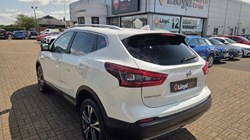 2020 (69) NISSAN QASHQAI 1.3 DiG-T N-Connecta 5dr 5640453