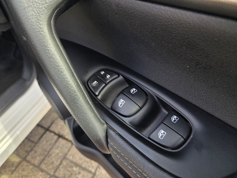 2020 (69) NISSAN QASHQAI 1.3 DiG-T N-Connecta 5dr 5640470