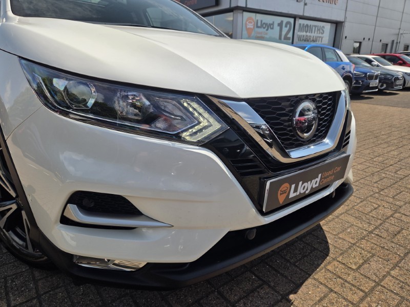 2020 (69) NISSAN QASHQAI 1.3 DiG-T N-Connecta 5dr 5640448