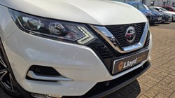 2020 (69) NISSAN QASHQAI 1.3 DiG-T N-Connecta 5dr 5640448