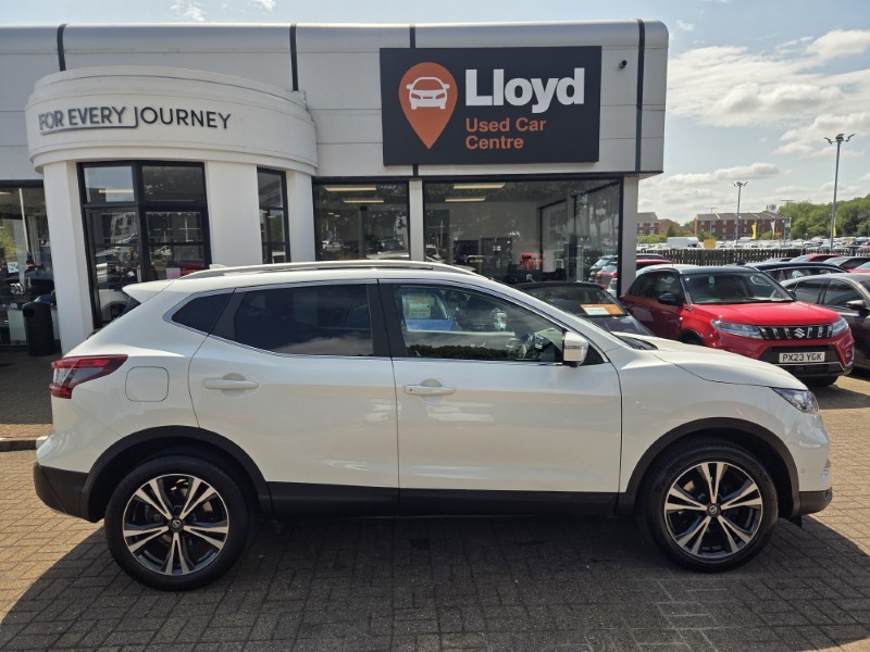 2020 (69) NISSAN QASHQAI 1.3 DiG-T N-Connecta 5dr 5640441