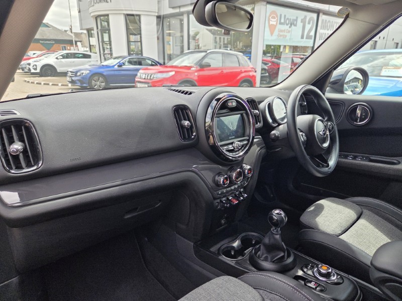 2018 (68) MINI COUNTRYMAN 2.0 Cooper D 5dr 5642409