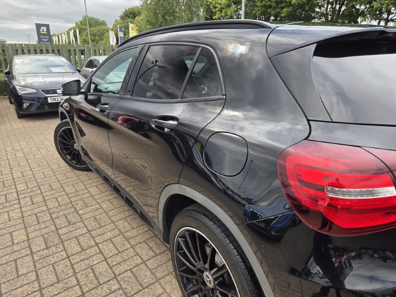 2020 (69) MERCEDES-BENZ GLA 180 AMG Line Edition 5dr Auto 5649503