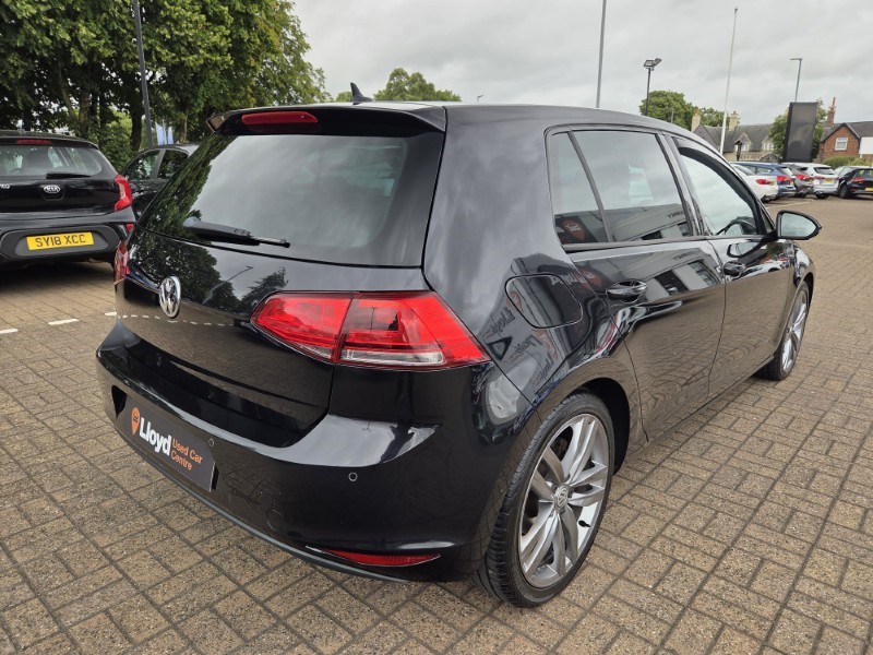 2016 (66) VOLKSWAGEN GOLF 1.6 TDI 110 GT Edition 5dr DSG 5649557