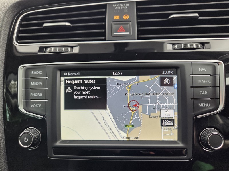 2016 (66) VOLKSWAGEN GOLF 1.6 TDI 110 GT Edition 5dr DSG 5649581