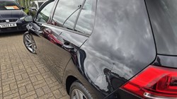 2016 (66) VOLKSWAGEN GOLF 1.6 TDI 110 GT Edition 5dr DSG 5649552