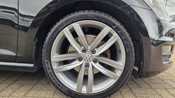 2016 (66) VOLKSWAGEN GOLF 1.6 TDI 110 GT Edition 5dr DSG 5649544