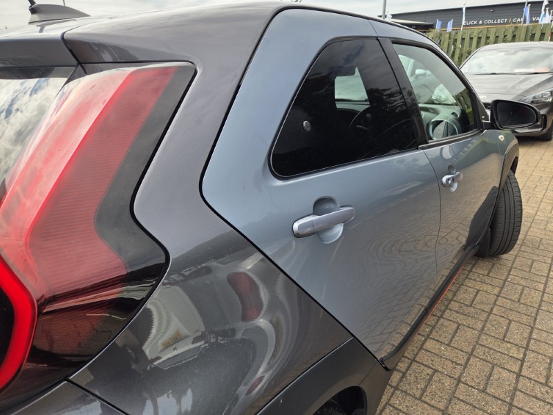 2023 (73) TOYOTA AYGO X 1.0 VVT-i Undercover 5dr 5674728