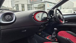 2023 (73) TOYOTA AYGO X 1.0 VVT-i Undercover 5dr 5674743