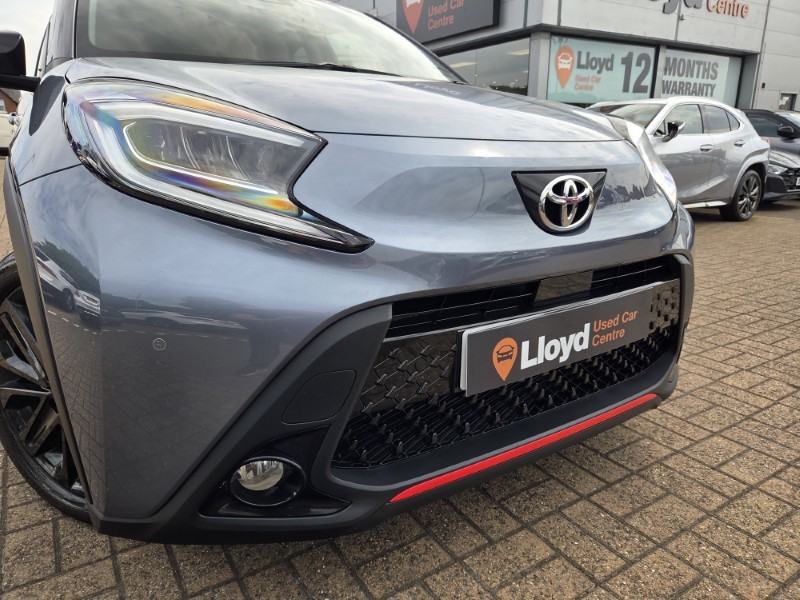 2023 (73) TOYOTA AYGO X 1.0 VVT-i Undercover 5dr 5674725
