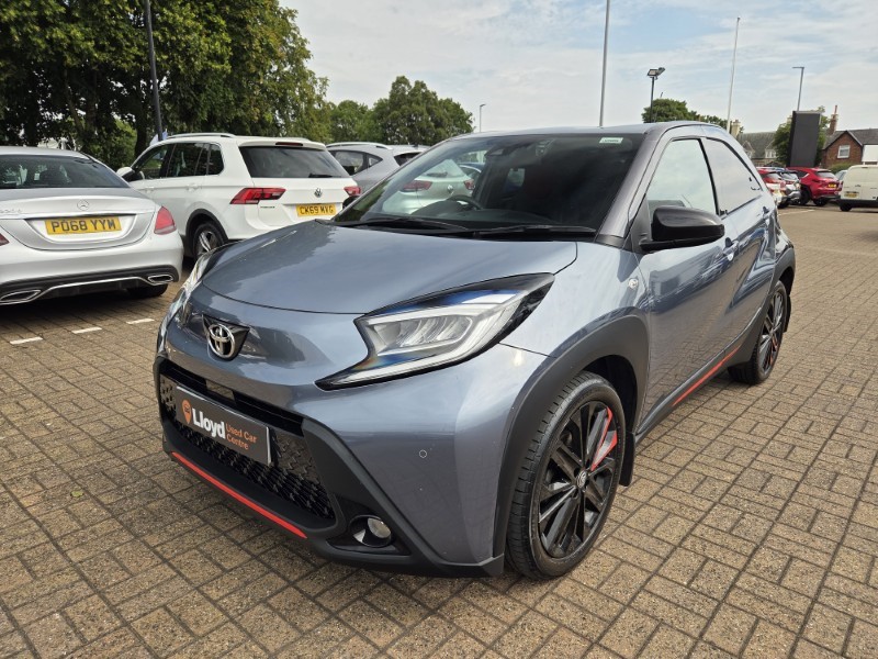 2023 (73) TOYOTA AYGO X 1.0 VVT-i Undercover 5dr 5674723