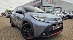 2023 (73) TOYOTA AYGO X 1.0 VVT-i Undercover 5dr 5674730