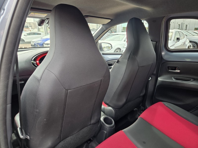 2023 (73) TOYOTA AYGO X 1.0 VVT-i Undercover 5dr 5674737