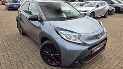 2023 (73) TOYOTA AYGO X 1.0 VVT-i Undercover 5dr 5674724