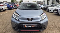 2023 (73) TOYOTA AYGO X 1.0 VVT-i Undercover 5dr 5674722