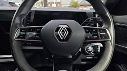 2023 (23) RENAULT AUSTRAL E-Tech FHEV Iconic Esprit Alpine 5dr Auto 4C 5649735