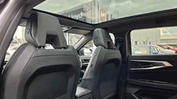 2023 (23) RENAULT AUSTRAL E-Tech FHEV Iconic Esprit Alpine 5dr Auto 4C 5649718