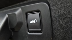 2023 (23) RENAULT AUSTRAL E-Tech FHEV Iconic Esprit Alpine 5dr Auto 4C 5649717