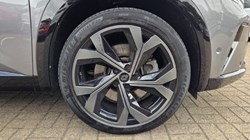 2023 (23) RENAULT AUSTRAL E-Tech FHEV Iconic Esprit Alpine 5dr Auto 4C 5649699