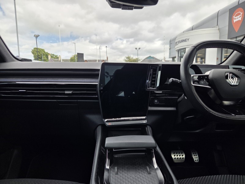 2023 (23) RENAULT AUSTRAL E-Tech FHEV Iconic Esprit Alpine 5dr Auto 4C 5649720