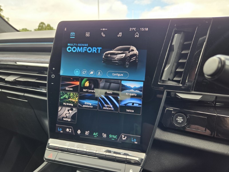 2023 (23) RENAULT AUSTRAL E-Tech FHEV Iconic Esprit Alpine 5dr Auto 4C 5649738