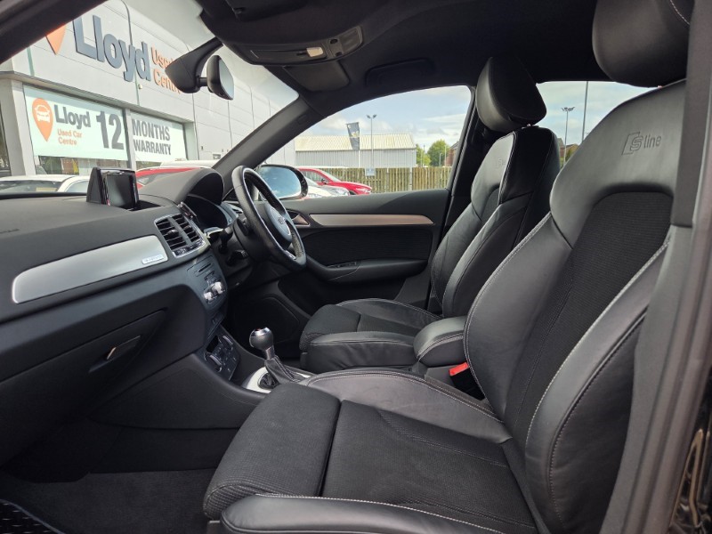 2017 (17) AUDI Q3 2.0 TDI Quattro S Line Edition 5dr S Tronic 5657511