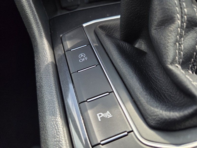 2018 (18) VOLKSWAGEN TIGUAN 2.0 TSi 180 4Motion R-Line 5dr DSG 5651286