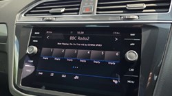 2018 (18) VOLKSWAGEN TIGUAN 2.0 TSi 180 4Motion R-Line 5dr DSG 5651289