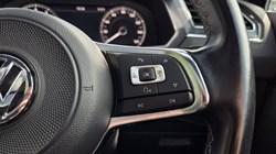 2018 (18) VOLKSWAGEN TIGUAN 2.0 TSi 180 4Motion R-Line 5dr DSG 5651280