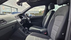 2018 (18) VOLKSWAGEN TIGUAN 2.0 TSi 180 4Motion R-Line 5dr DSG 5651272