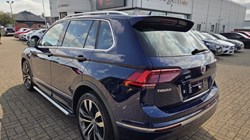 2018 (18) VOLKSWAGEN TIGUAN 2.0 TSi 180 4Motion R-Line 5dr DSG 5651257