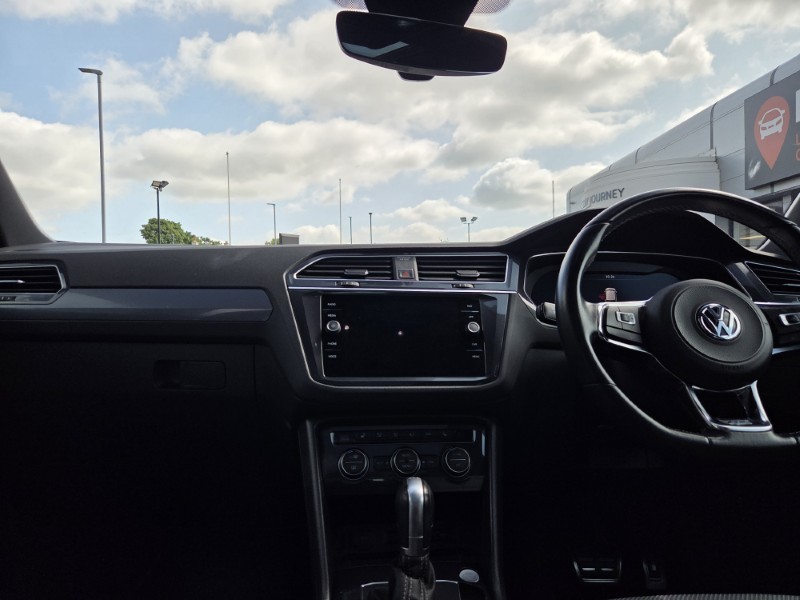 2018 (18) VOLKSWAGEN TIGUAN 2.0 TSi 180 4Motion R-Line 5dr DSG 5651266