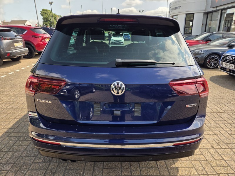 2018 (18) VOLKSWAGEN TIGUAN 2.0 TSi 180 4Motion R-Line 5dr DSG 5651258