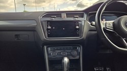 2018 (18) VOLKSWAGEN TIGUAN 2.0 TSi 180 4Motion R-Line 5dr DSG 5651268