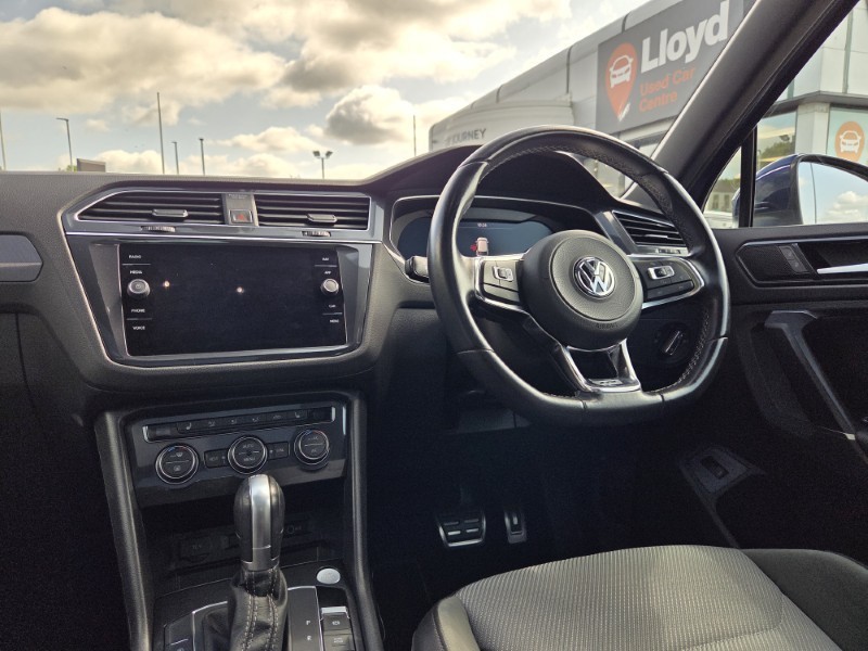 2018 (18) VOLKSWAGEN TIGUAN 2.0 TSi 180 4Motion R-Line 5dr DSG 5651267