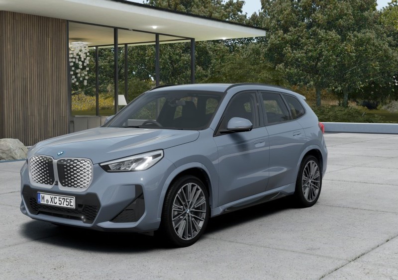 BMW iX1