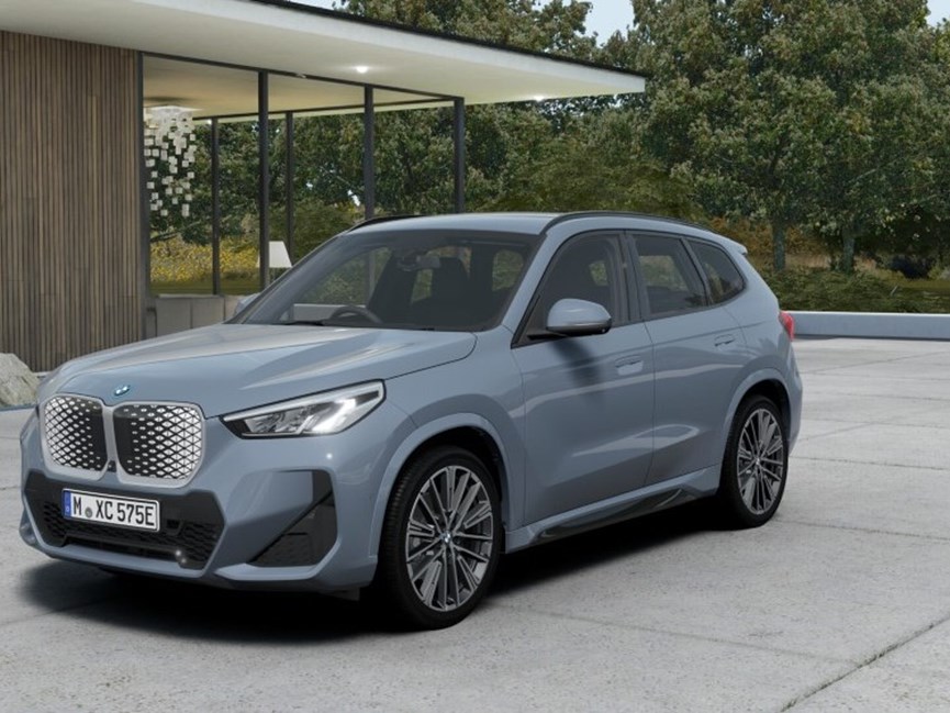 BMW iX1