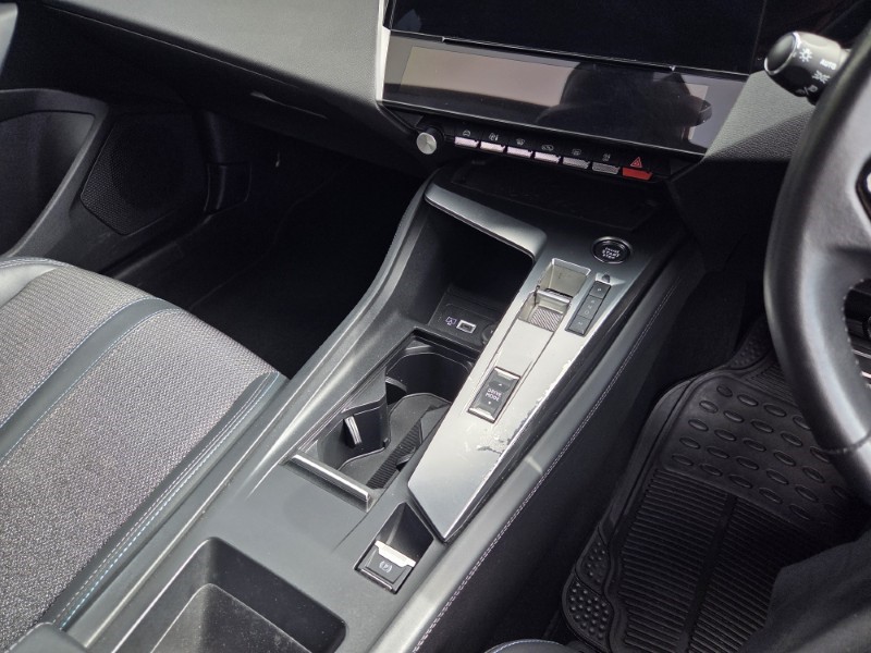 2022 (22) PEUGEOT 308 1.2 PureTech Allure Premium 5dr EAT8 5656380