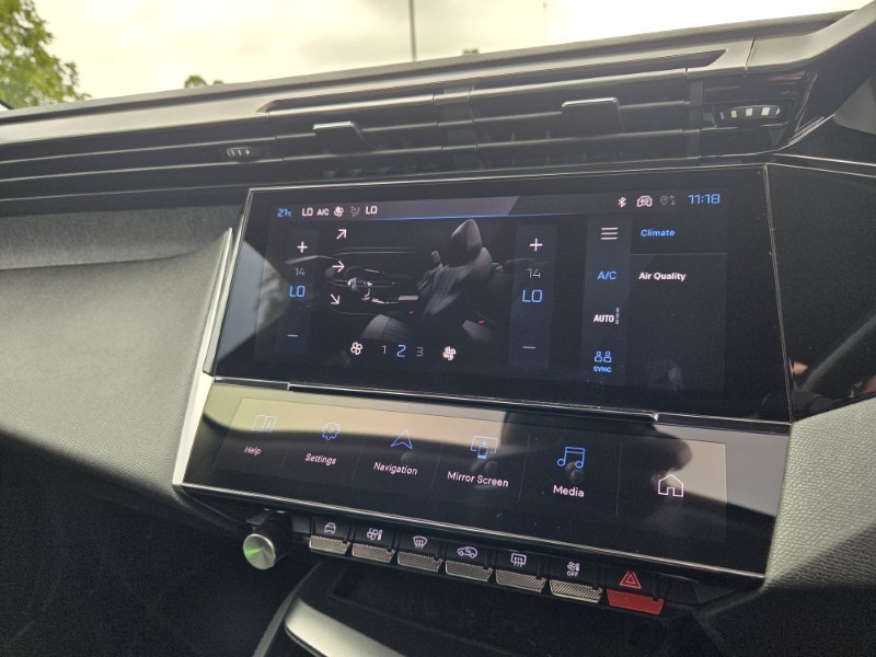 2022 (22) PEUGEOT 308 1.2 PureTech Allure Premium 5dr EAT8 5656386