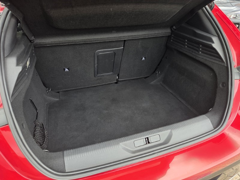 2022 (22) PEUGEOT 308 1.2 PureTech Allure Premium 5dr EAT8 5656362