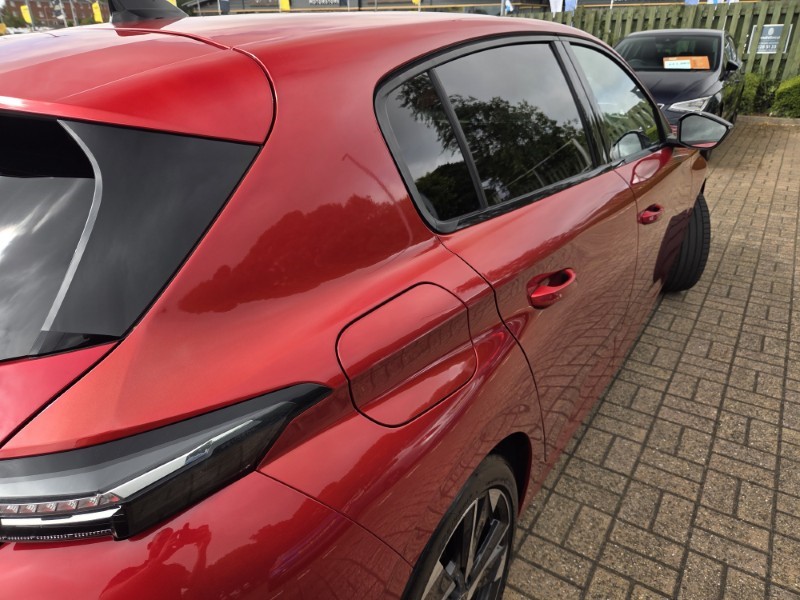 2022 (22) PEUGEOT 308 1.2 PureTech Allure Premium 5dr EAT8 5656356