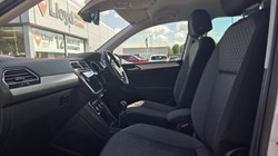 2019 (69) VOLKSWAGEN TIGUAN 2.0 TDi 150 Match 5dr 5666395